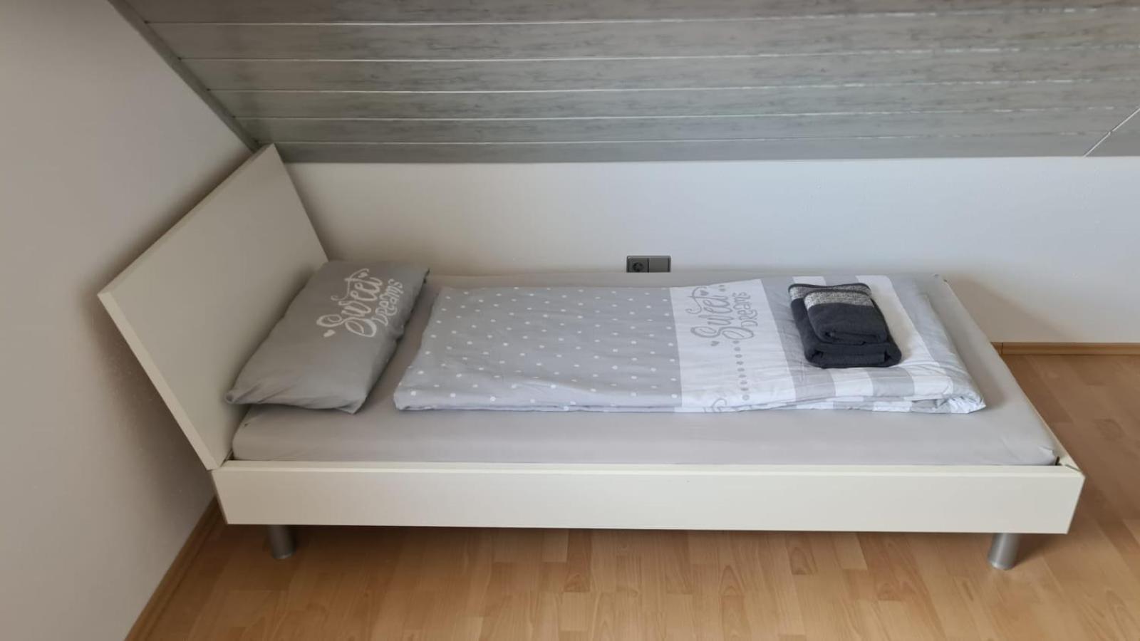 Schlafzimmer 1 Mit Top Aussicht Ueber Weilstetten บาลิงเงน ภายนอก รูปภาพ