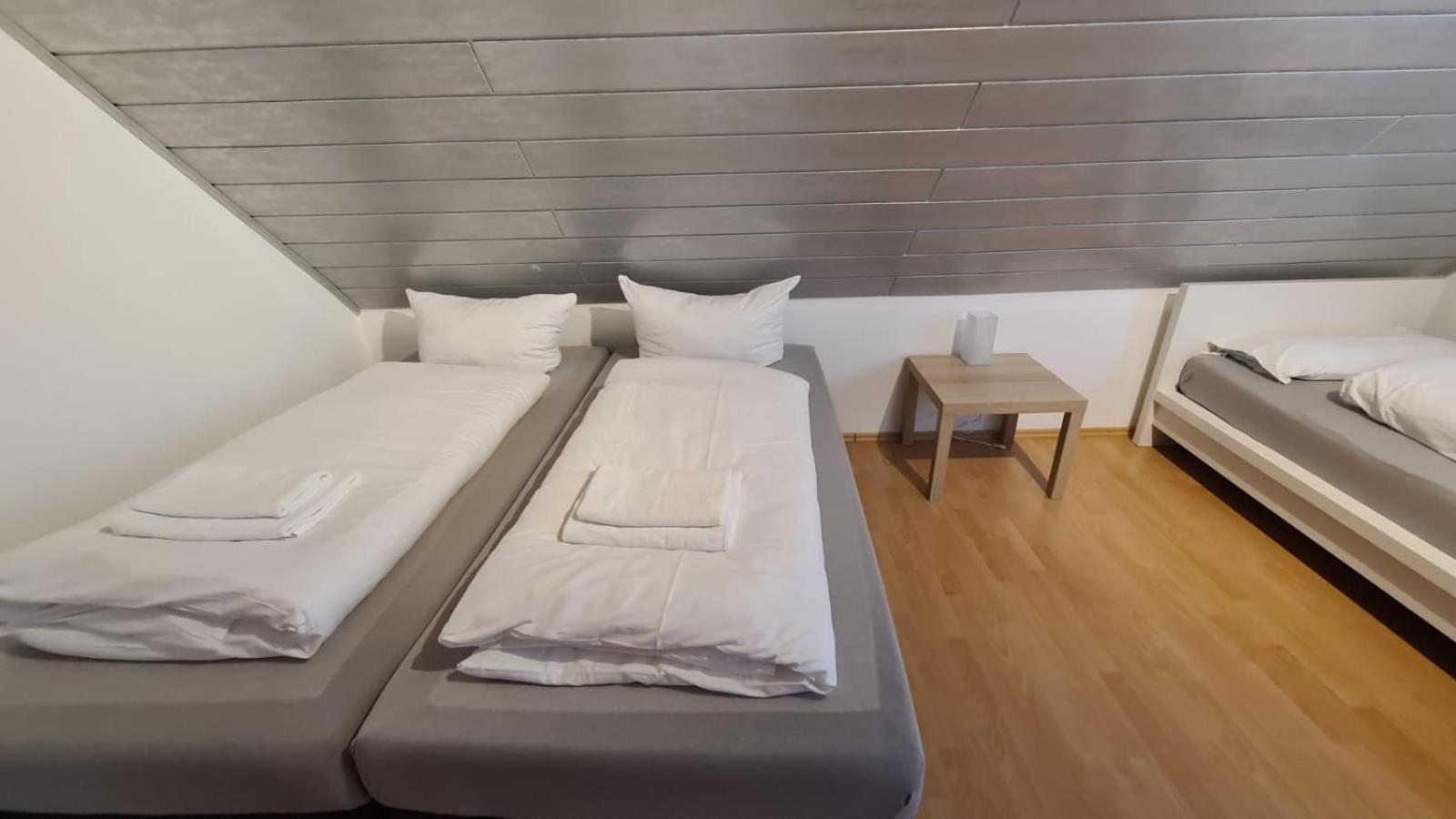 Schlafzimmer 1 Mit Top Aussicht Ueber Weilstetten บาลิงเงน ภายนอก รูปภาพ