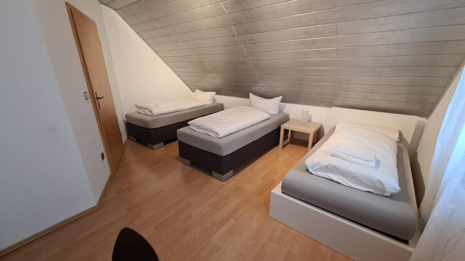 Schlafzimmer 1 Mit Top Aussicht Ueber Weilstetten บาลิงเงน ภายนอก รูปภาพ