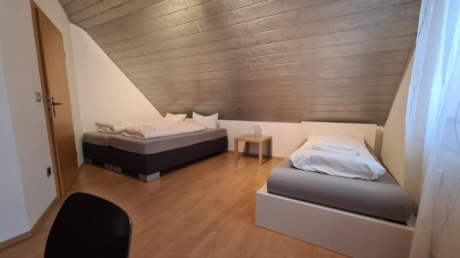 Schlafzimmer 1 Mit Top Aussicht Ueber Weilstetten บาลิงเงน ภายนอก รูปภาพ