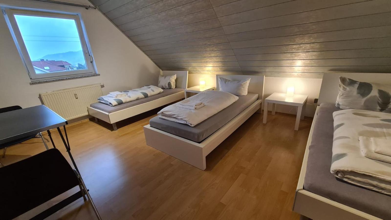 Schlafzimmer 1 Mit Top Aussicht Ueber Weilstetten บาลิงเงน ภายนอก รูปภาพ